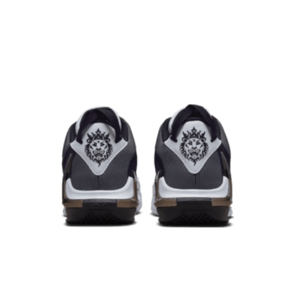 Nike LeBron Witness 7